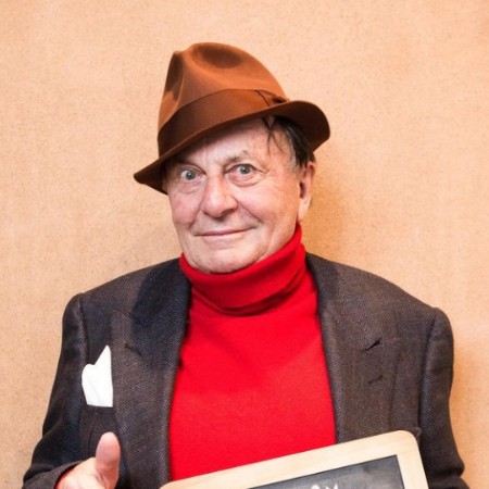 Barry Humphries Died at 89! Bio | Net Worth and Children Barry Humphries Died at 89! Bio | Net Worth and Children