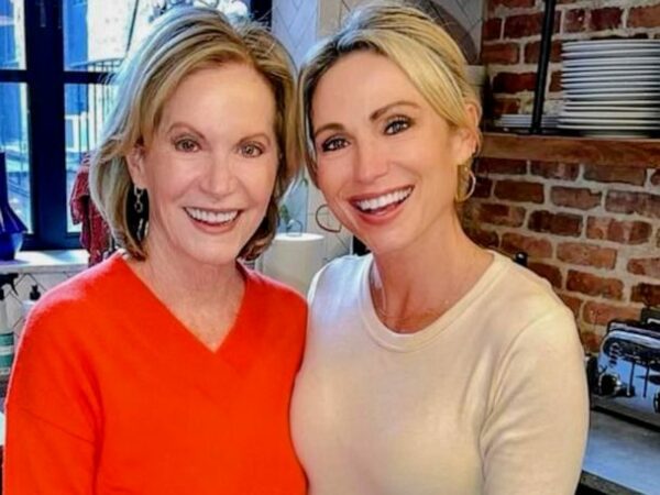  Amy posing with her mother 