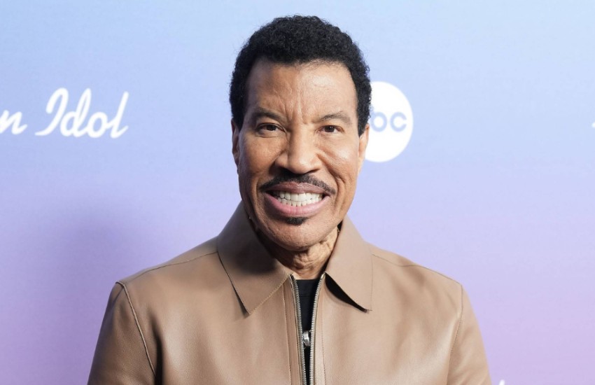 Lionel Richie Wiki Net Worth 2023 And Wife Daughter   Lionel Richie 